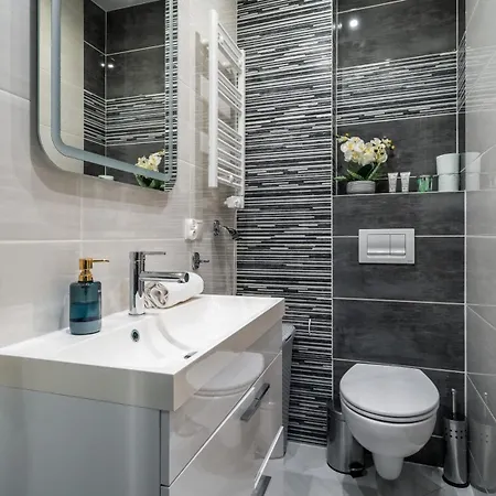 Drzewieckiego, Sun & Snow アパート