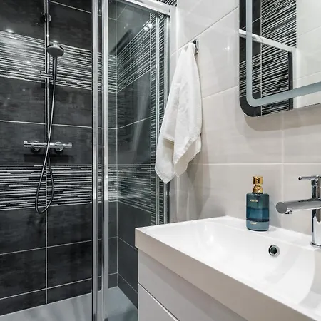 Drzewieckiego, Sun & Snow アパート ワルシャワ